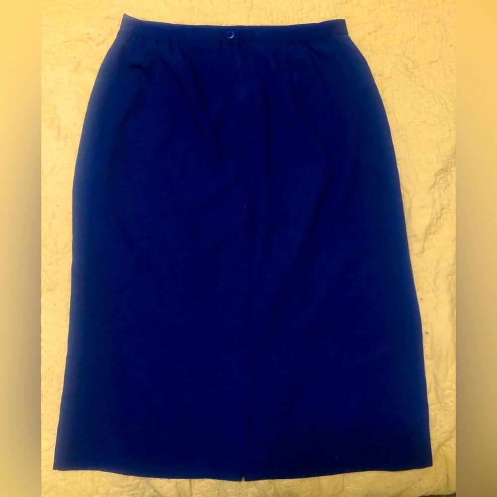Sag Harbor Skirt 💙